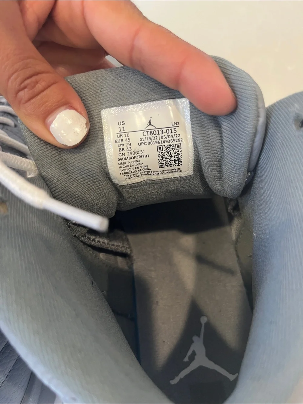 Jordan authentic styling